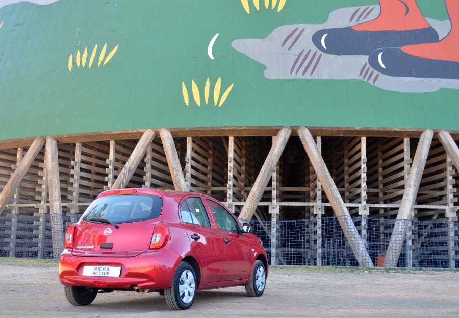  Nissan Micra Active (K13) 2017 года  (ZA) (фото 10 из 14)